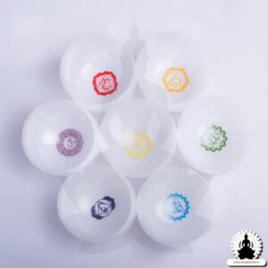 Valkoinen kristalli kulho chakra symbolilla kaiverrettuna 432 hz 20cm (1)